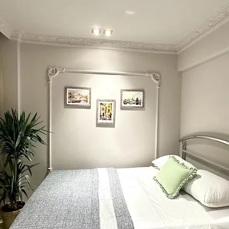 Luxurious 4bd/r Flat Nisantasi Apartment Istanbul